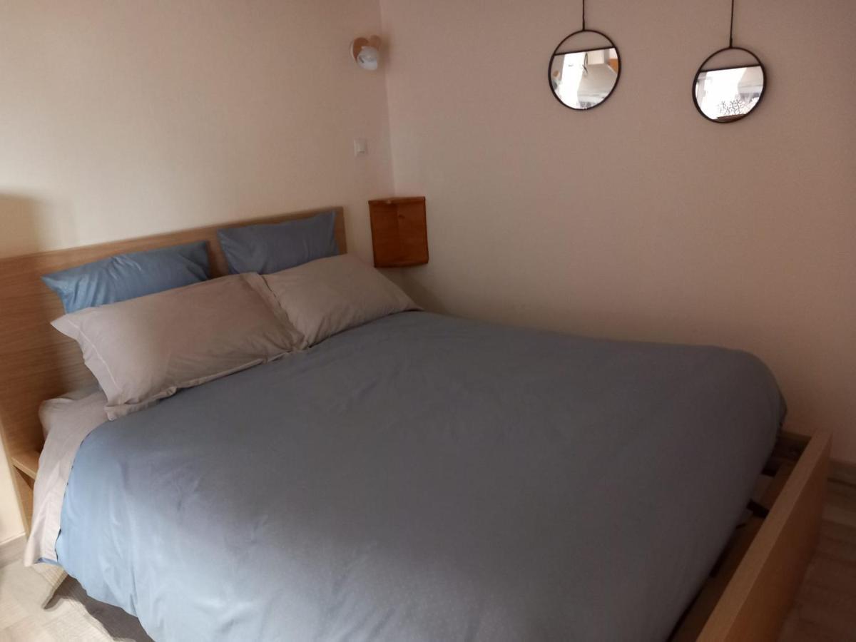 Studio Independant Dans Villa Neffies Zewnętrze zdjęcie